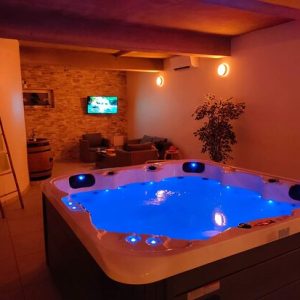 decouvrez-le-charme-dognes-avec-le-loveroom-gite-spa